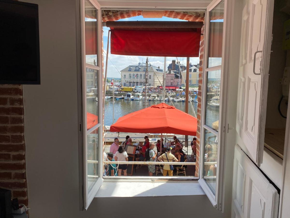 Le Ti Wi Studio En Plein Coeur Du Vieux Bassin Honfleur Exterior foto