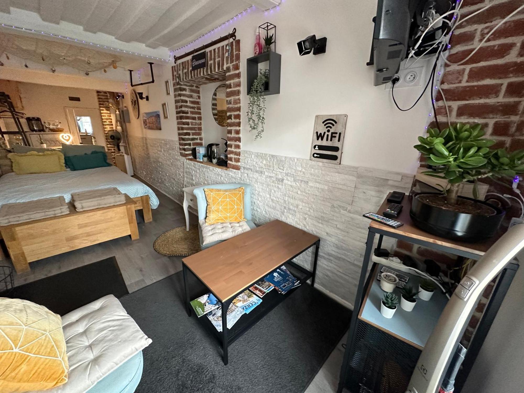 Le Ti Wi Studio En Plein Coeur Du Vieux Bassin Honfleur Exterior foto